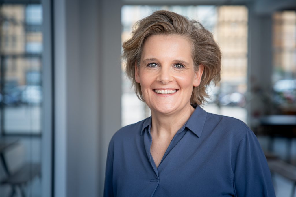 NAdine Städtner en FACTUREE: responsable interina de marketing